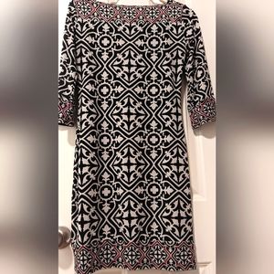 White House Black Market 3/4 Sleeve Black with Red Trim